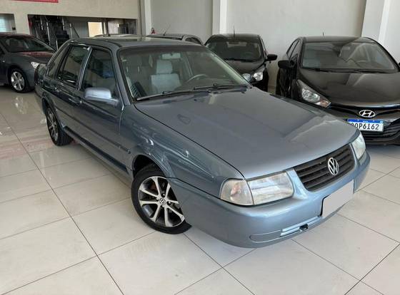 VOLKSWAGEN SANTANA 1.8 MI 8V ÁLCOOL 4P MANUAL